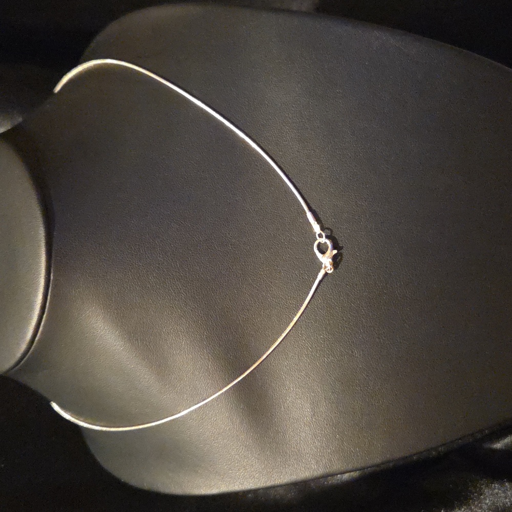 New Amethyst Gemstone Dainty Pendent Necklace - Picture 4 of 4
